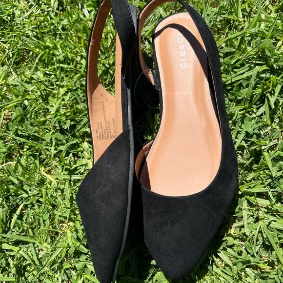 Sold - Picture 3 of 10